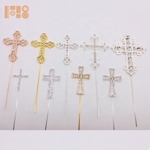 Decorazione per Torta a Forma di Croce Cristiana di Alta Qualità per Battesimi, Matrimoni, Feste e Compleanni - Topper Religioso con Strass - Product Image 5