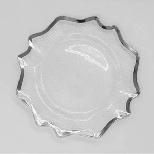 Vente en gros d'assiettes de présentation de luxe irrégulières dorées argentées et transparentes pour le service de table de mariage - Product Image 2