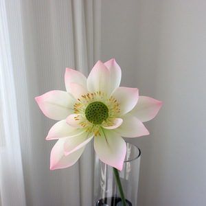 Morbida gomma artificiale loto ninfea Bouquet lavabile <span class=keywords><strong>fiori</strong></span> falsi per soggiorno decorazione per san valentino all'ingrosso - Product Image 3