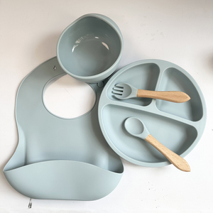Gran oferta de 5 uds., juegos de cubiertos de alimentación para niños, Baberos para bebés, plato de ventosa, vajilla de silicona, juego de destete para bebés - Product Image 5