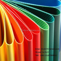 Faire sur commande bâche en maille polyester enduit de vinyle coloré avec œillets