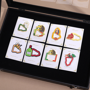 Individuelle Werbe-Hutnadeln Maßgefertigte Cartoon-Emaille-Anstecknadeln Metallhandwerk-Abzeichen Weiche Emaille-Pins - Product Image 6