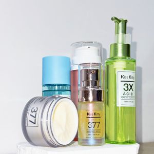 KISS KITTY ensemble de soins du visage pour soins de la peau blanchissants coréens Anti-âge beauté rétinol ensemble de produits de soins de la peau éclaircissants marque privée - Product Image 4