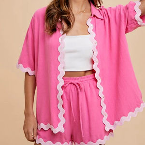 ชุดเสื้อสองชิ้นสำหรับผู้หญิง<span class=keywords><strong>เสื้อ</strong></span>ลำลองขอบ<span class=keywords><strong>หยัก</strong></span>ชุดเสื้อและแขนสั้นออกแบบได้ตามต้องการสำหรับฤดูร้อน - Product Image 1