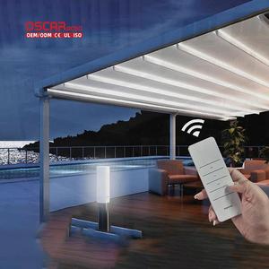 Auvent rétractable mural en PVC pour terrasse et patio avec fonction coulissante, toit blanc, pour repas et détente en extérieur - Product Image 1