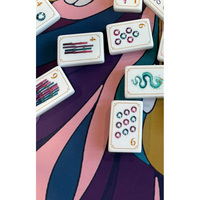Jeu de Mahjong Américain Mahjere à Texture Coquille Blanche 160 Pièces avec Joker Inclus – Mahjong Élégant pour Cadeau de Fêtes et Décoration de Fêtes en Intérieur