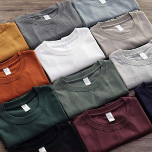 <span class=keywords><strong>T</strong></span>-<span class=keywords><strong>Shirt</strong></span> da <span class=keywords><strong>Uomo</strong></span> Personalizzate con Logo Ricamato, 265 Gsm, 100% <span class=keywords><strong>Cotone</strong></span>, Modello Regolare - Product Image 1