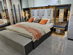 Juego de Muebles de Dormitorio de Lujo Estilo Turco, Tamaño Super King, con Hermosa Iluminación LED, 8 Puertas - Product Image 2