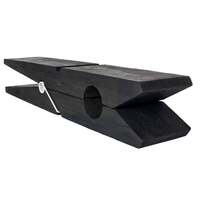Banc de pince à linge noir avec ressort en fer rouge Design sculpté Table d'appoint classique Pop Art hors échelle