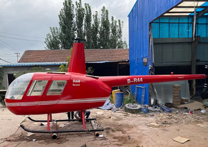 Robinson R44 Helikopter-Kabinen-Simulationsmodell für Außenausstellung, Internet-Sensation, Live-Streaming-Raum-Zubehör - Product Image 2