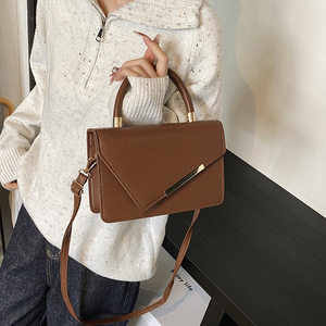 Bolso bandolera simple personalizado de venta directa de fábrica 2026, bolso cuadrado pequeño y económico para mujer - Product Image 5