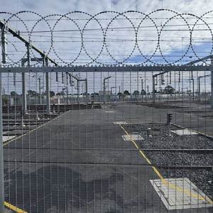 Clôture anti-escalade 358 galvanisée électriquement, ouverture 12*76mm, pour la protection des aéroports et des voies ferrées, vente en gros <span class=keywords><strong>Afrique</strong></span> du Sud - Product Image 1
