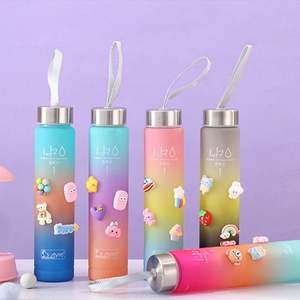 Meilleures ventes 2026, Ensemble de 3 bouteilles de 500 ml, 700 ml et 2000 ml, Bouteille d'eau en plastique motivante avec logo personnalisé - Product Image 5