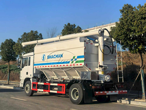 Camions automatiques 4x2 à chargement automatique, citerne à aliments en vrac 10000L-20000L, citerne à aliments pour animaux utilisée pour le transport du blé - Product Image 5