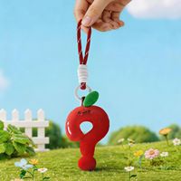 Porte-clés Pomme en Peluche Mignonne en Forme de Point d'Exclamation, Pendentif de Sac en Peluche Douce, Cadeau d'Anniversaire Créatif, Vente en Gros Personnalisée