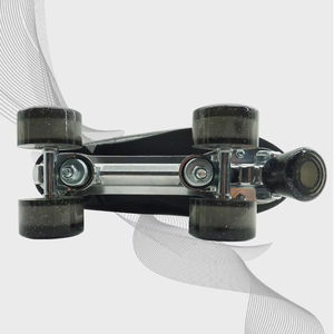 تصميم جديد لأحذية التزلج ذات العجلات الأربع للبالغين عالية الجودة للرياضات الخارجية، تصنيع حسب الطلب - Product Image 4