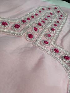 Conjunto de Traje Semisellado de Tela de Organza Pura con Bordado a Mano, Ropa Étnica para Mujer para Bodas, Festivales y Ocasiones Especiales, Venta al Por Mayor - Product Image 3