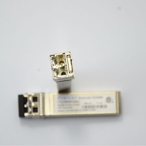 Module optique Finisar Ftl8526p3bnl 850nm 10 Gigabit SFP pour communication sur fibre multimode - Product Image 2