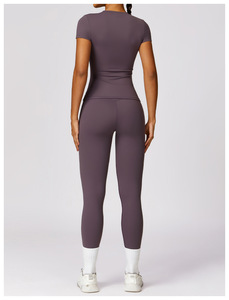 Completo Sportivo da <span class=keywords><strong>Donna</strong></span> in Nylon ad Alta Elasticità, T-Shirt a Maniche Corte ad Asciugatura Rapida, Top Fitness e Leggings, Set Due Pezzi - Product Image 4