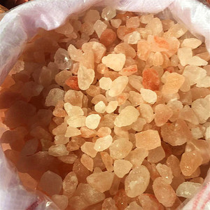 كتل ملح الهيمالايا الوردي ، صخور ملح كريستالية محببة - Product Image 2