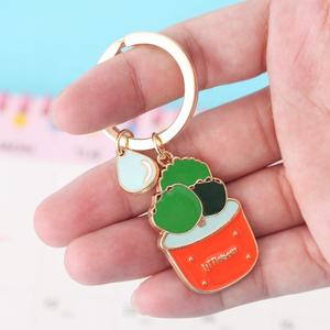 Высокое качество, оптовая продажа, креативный индивидуальный милый брелок для ключей с растениями для украшения - Product Image 3