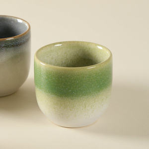 Tazas de té de cerámica hechas a mano con diseño Wabi Sabi para uso en hoteles, restaurantes y fiestas. - Product Image 3