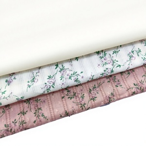 Vestidos de Tela Estampada 100% Algodón Peinado, Nueva Colección Primavera Verano, Estampados Florales Frescos y Delicados para Mujeres, Niños y Niñas - Product Image 3