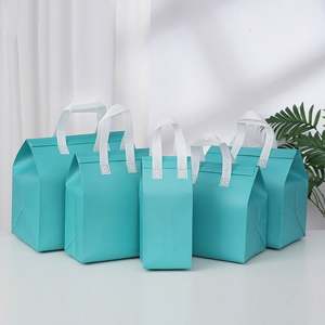 Sac isotherme personnalisé violet à pois pour pizza, durable, en non-tissé, pour aliments, boissons et gâteaux - Product Image 3