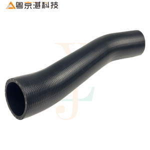 ท่ออินเตอร์คูลเลอร์อะไหล่รถยนต์กวางโจว LR029650 LR057323 LR066344 สำหรับแลนด์โรเวอร์ ดีเฟนเดอร์ อะไหล่ยางทดแทน - Product Image 2
