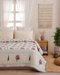 Couette en coton à motifs floraux de roses rouges, imprimée à la main, réversible, literie artisanale indienne, couette de style cottagecore - Product Image 5
