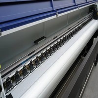 Imprimante éco-solvant Yinstar Xp600 I3200 3,2 m à 2 têtes d'impression pour publicité extérieure, autocollants vinyle et bannières flexibles