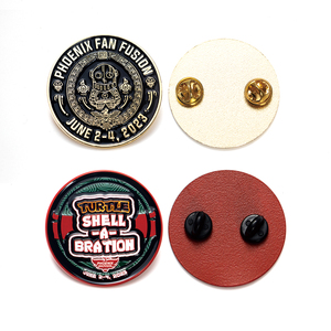 Spilla Personalizzata con Logo Aziendale Placcata in Argento e Oro, Distintivo Smaltato per Dipendenti - Product Image 5