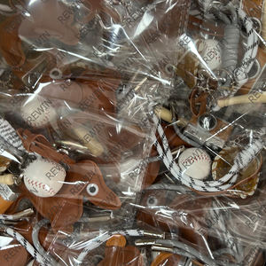 Colgante de Cuero con Forma de Perro Dachshund, Accesorios Decorativos para Mochila, Borla de Cuerda Trenzada de Nailon, Adorno de Béisbol de Chocolate - Product Image 4