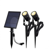 Nouveaux projecteurs solaires transfrontaliers pour pelouse ; Lampes LED d'extérieur quatre-en-un haute luminosité pour cour ; Éclairage paysager RGB pour arbres IP65