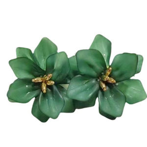 Pendientes de Pétalos Grandes 3D Super Fairy, Joyería de Flores Hecha a Mano para el Verano - Product Image 5