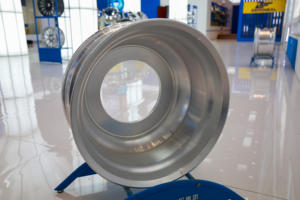 ล้ออลูมิเนียมขอบ8 lugs 19.5x8.25 195ตรงจากโรงงานใหม่ - Product Image 4