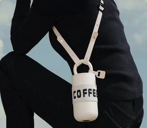 Fácil de <span class=keywords><strong>llevar</strong></span> portátil de acero inoxidable aislado al vacío 18/8 botella de agua taza de café con asa taza de regalo de Navidad personalizada - Product Image 1