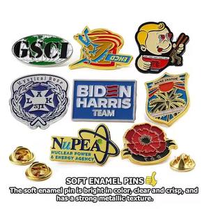 Özel emaye pimleri yumuşak emaye karikatür Glitter Metal rozeti üreticisi UV baskı sevimli Anime sert mineli yaka rozeti özel - Product Image 3