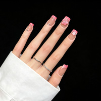 Art des ongles court sculpté, fait main, luxueux, haut de gamme, de niche, flatteur, de style européen et américain