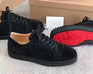 Chaussures pour hommes de qualité supérieure rivets chaussures à fond rouge plein cuir décontracté planche haute marque européenne et américaine DESIGNERS