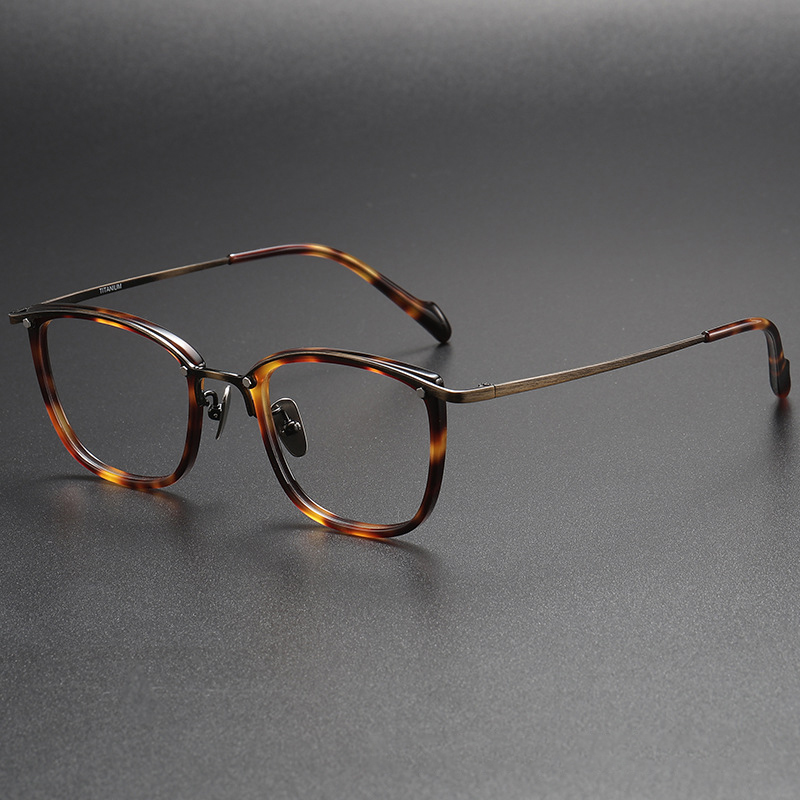 Tortoise &amp; Gun Gris