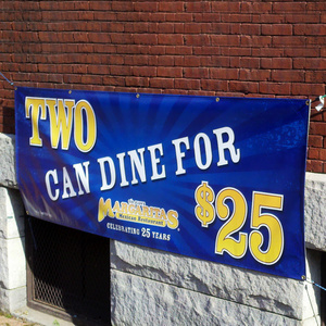 لافتات إعلانية للمعارض التجارية والفعاليات الترويجية، طباعة لافتات للحفلات والمناسبات الخارجية، لافتات جدارية معلقة - Product Image 3