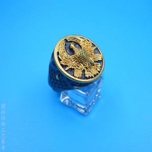 Anillo Atreides, Diseño de Águila en Oro Antiguo y Níquel Negro, Joyería Masculina, Regalo Coleccionable - Product Image 2