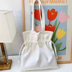 Bolsas de Tela de Algodón Reutilizables Ecológicas de Alta Calidad al por Mayor, con Cordón, Impresión de Logotipo Personalizado, para Compras y Promociones - Product Image 1