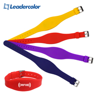 Pulsera de Silicona RFID UHF Pasiva de 860-960Mhz, Resistente al Agua, para Podómetro y Gimnasio, Precio de Fábrica