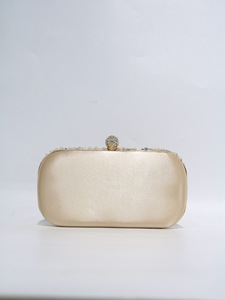 OEM ODM Beaded Pearl Clutch Bag with Sparkling Rhinestones Elegant Evening Party Purse Small Portable Clutch Party Bag - Product Image 4