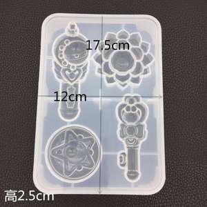 M11693 <span class=keywords><strong>Sailor</strong></span> <span class=keywords><strong>Moon</strong></span> Bac à Glace Shapeshifting Robot <span class=keywords><strong>Baguette</strong></span> Magique Tenue d'Aromathérapie Moule en Silicone Résine de Gypse - Product Image 2