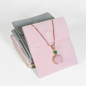 Vente en gros Boîte d'emballage pour bijoux en velours avec boucle en or pour boucles d'oreilles Bracelet Pochette de rangement pour bijoux avec logo personnalisé - Product Image 2