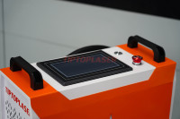 Machine de nettoyage au laser à fibre pulsée portable refroidie par air Guoyuan PRO 300W, pour l'élimination de la rouille industrielle sur les métaux