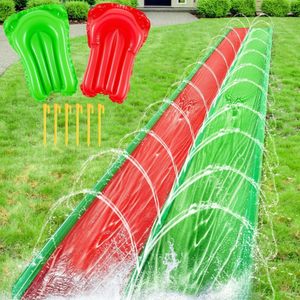 Toboggan aquatique double piste rouge et vert avec arroseur et 2 bodyboards pour les courses de jardin des enfants - Product Image 1